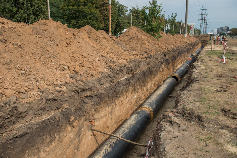 Реконструкцію тепломагістралі на Московському проспекті завершать у вересні