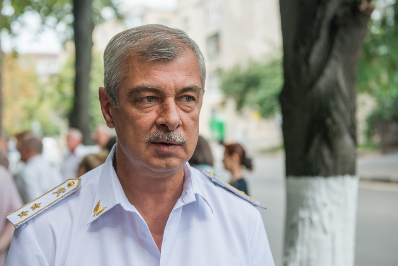 У Харкові встановили меморіальну дошку першому начальнику метрополітену