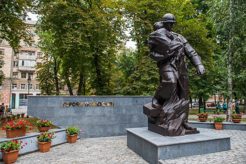 У Харкові відкрили оновлений сквер Пожежного