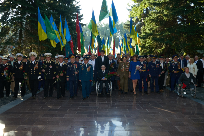На Меморіалі Слави вшанували пам'ять визволителів Харкова