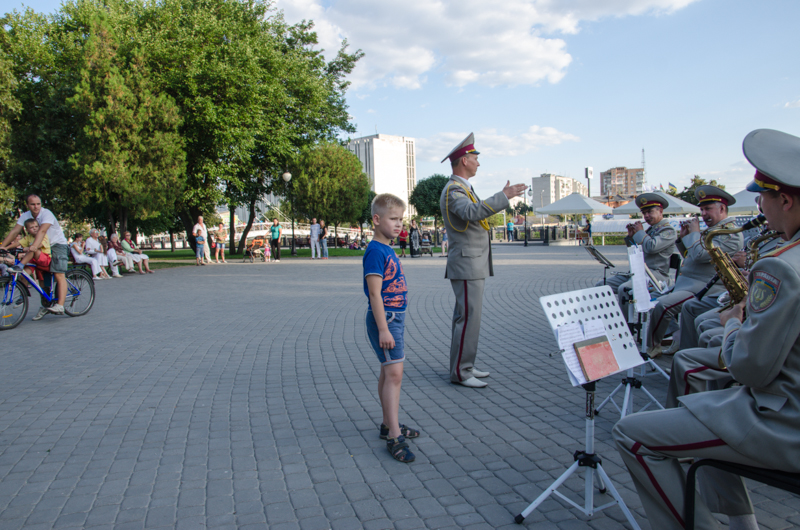 У День міста на вулицях Харкова пройшли концерти