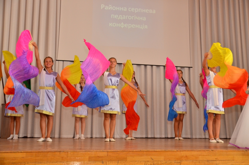 У Ленінському районі вшановували кращих працівників освіти
