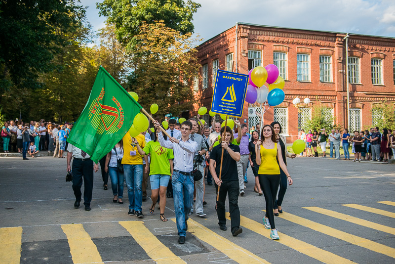 Першокурсників політехнічного університету посвятили в студенти