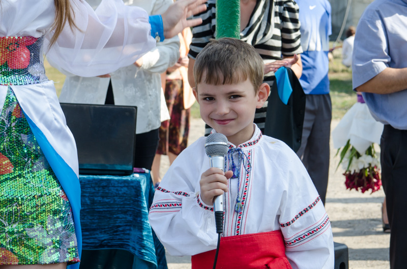 У харківських школах пройшли святкові перші лінійки