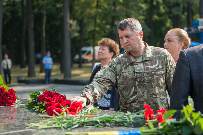 До Меморіалу Слави поклали квіти з нагоди закінчення Другої світової війни
