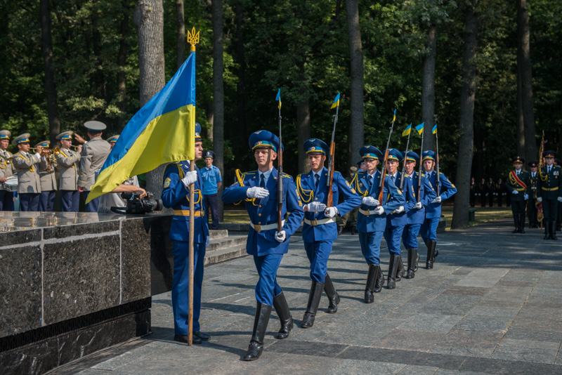 До Меморіалу Слави поклали квіти з нагоди закінчення Другої світової війни