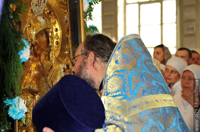 Геннадій Кернес: Прибуття Феодорівської ікони до Харкова - це велике свято для всіх вірян