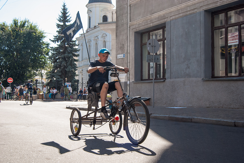 Вулиця Квітки-Основ'яненка на один день стала пішохідною