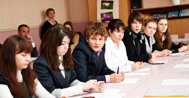 Стипендії міської ради тепер отримуватимуть і учні приватних шкіл