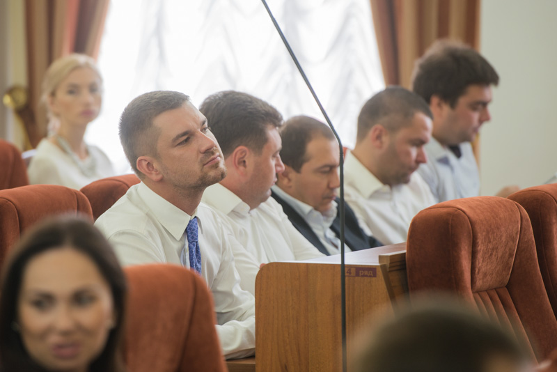 Геннадій Кернес привітав Володимира Кривцова з призначенням ректором авіаційного університету
