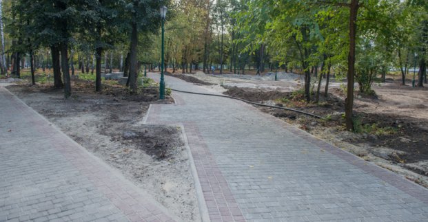 У сквері на ХТЗ встановлять перший харківський трактор