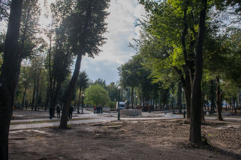 У сквері на ХТЗ встановлять перший харківський трактор