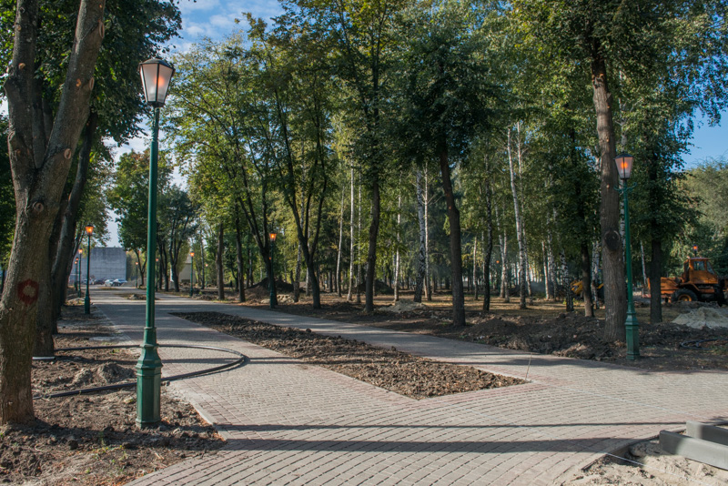 У сквері на ХТЗ встановлять перший харківський трактор