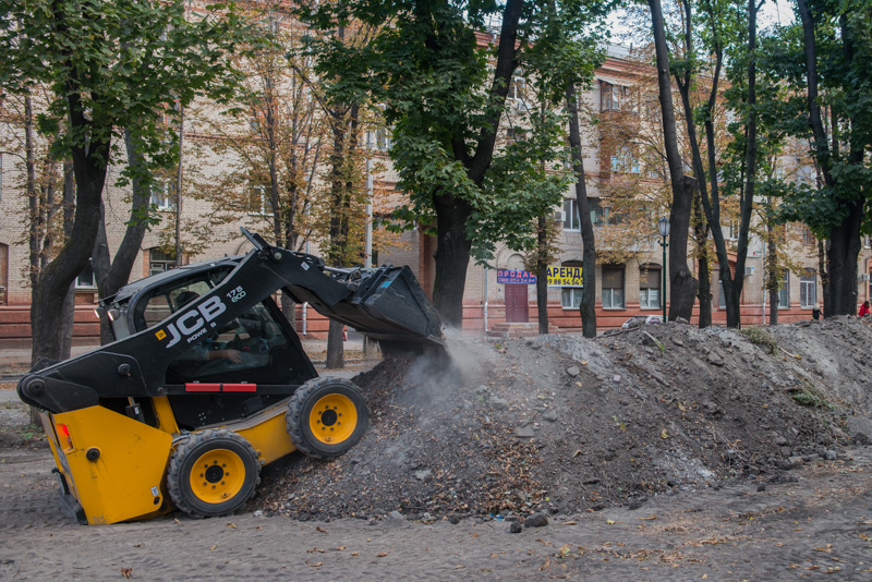 У сквері на ХТЗ встановлять перший харківський трактор