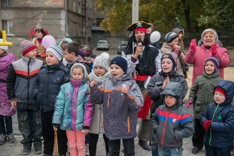 На проспекті Леніна відкрили новий спортмайданчик