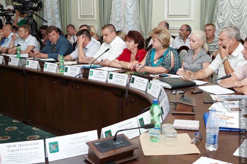 Харківський міськвиконком затвердив тарифи на послуги утримання будинків для кооперативів і ОСББ