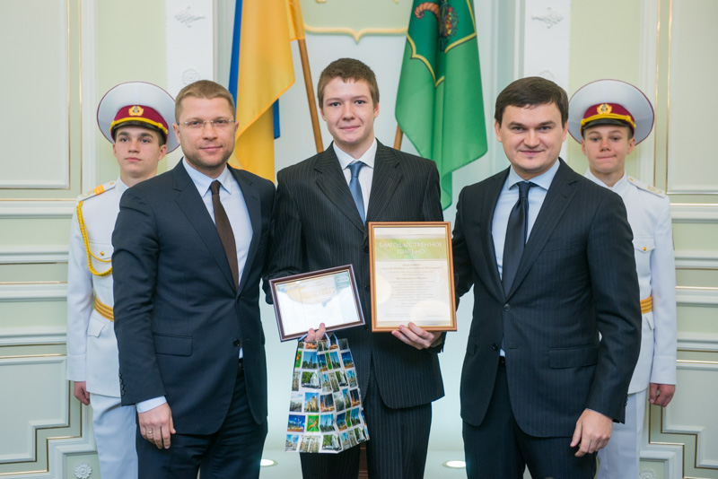 У Харкові відзначили кращих учнів Дзержинського району
