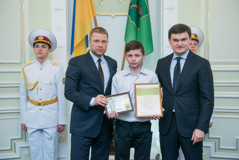 У Харкові відзначили кращих учнів Дзержинського району