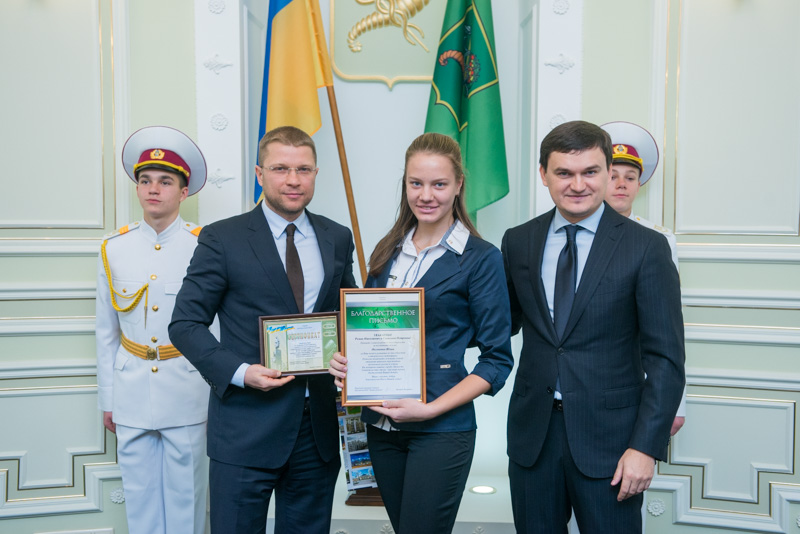 У Харкові відзначили кращих учнів Дзержинського району
