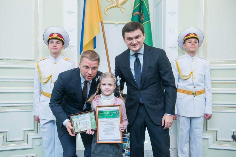 У Харкові відзначили кращих учнів Дзержинського району