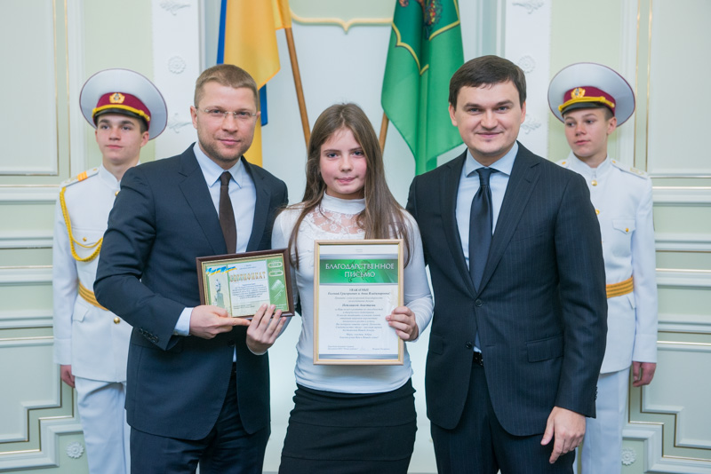У Харкові відзначили кращих учнів Дзержинського району