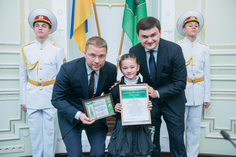 У Харкові відзначили кращих учнів Дзержинського району