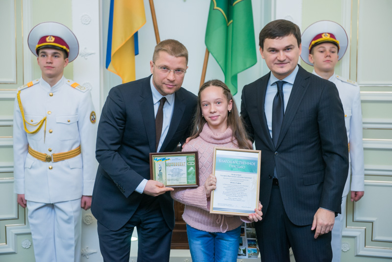 У Харкові відзначили кращих учнів Дзержинського району