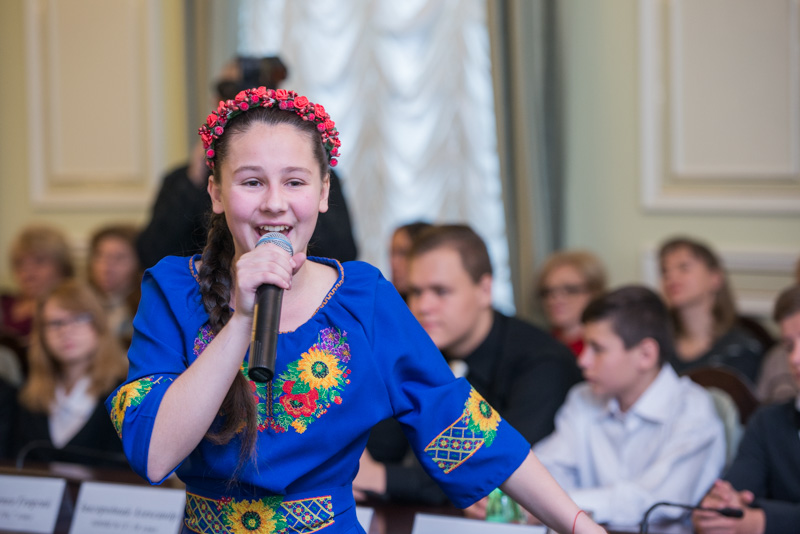 У Харкові відзначили кращих учнів Дзержинського району