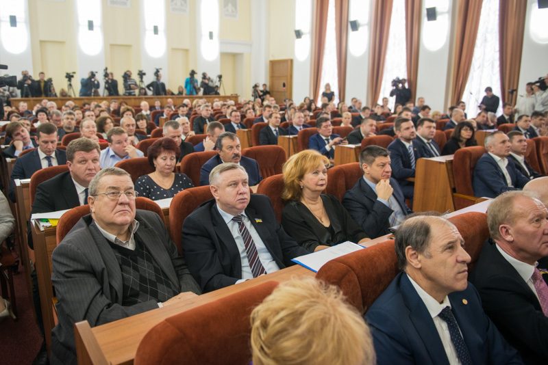 Затверджено заступників Харківського міського голови і склад виконкому