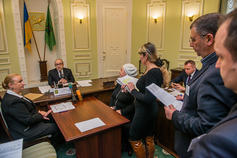 Геннадій Кернес: Щоб забезпечити житлом учасників АТО, Харкову потрібна підтримка держави