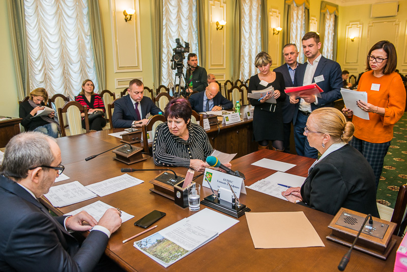 Геннадій Кернес: Щоб забезпечити житлом учасників АТО, Харкову потрібна підтримка держави