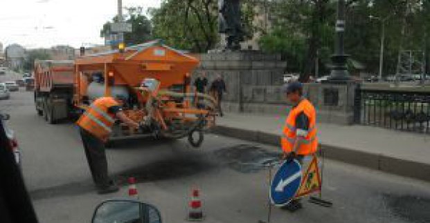 160 одиниць техніки працює на вулицях міста