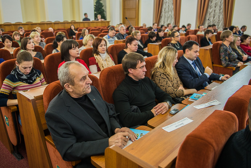 Міська рада почала семінари для депутатів нового скликання