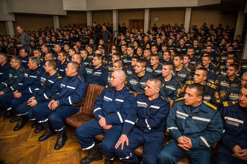 У Харкові нагородили рятувальників, які воювали в зоні АТО