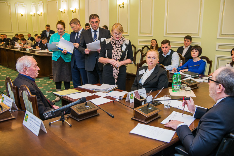 Геннадій Кернес: Ми захищатимемо мешканців гуртожитків ХМАПО законними методами