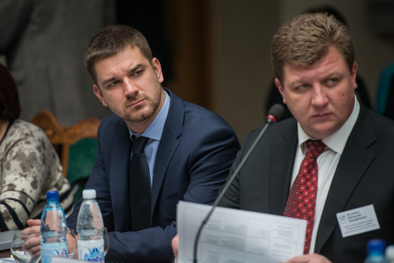 Геннадій Кернес: Автобуси перевізників, які хочуть працювати в місті, я буду перевіряти особисто