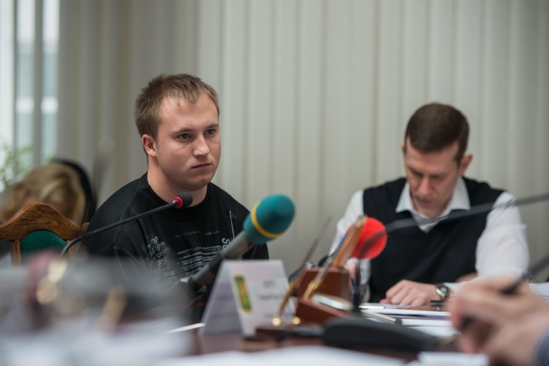 Геннадій Кернес: Автобуси перевізників, які хочуть працювати в місті, я буду перевіряти особисто