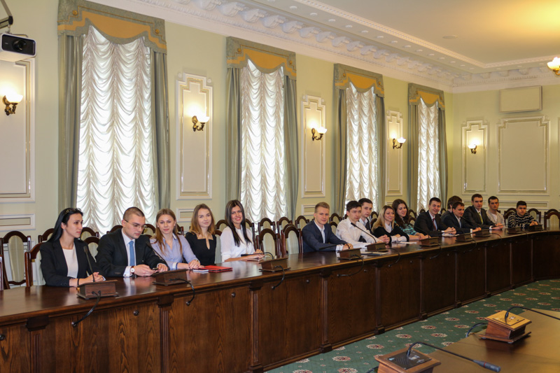У міськраді завершилася практика студентів-юристів