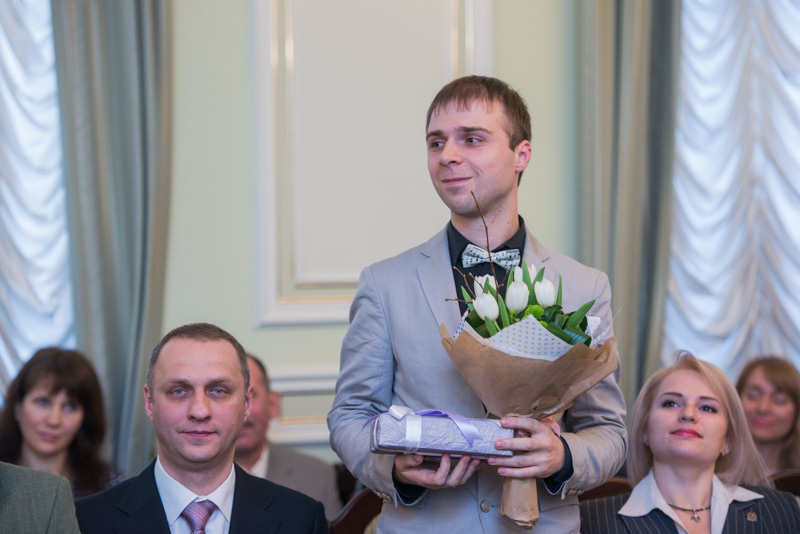 Геннадій Кернес нагородив «Вчителів року»