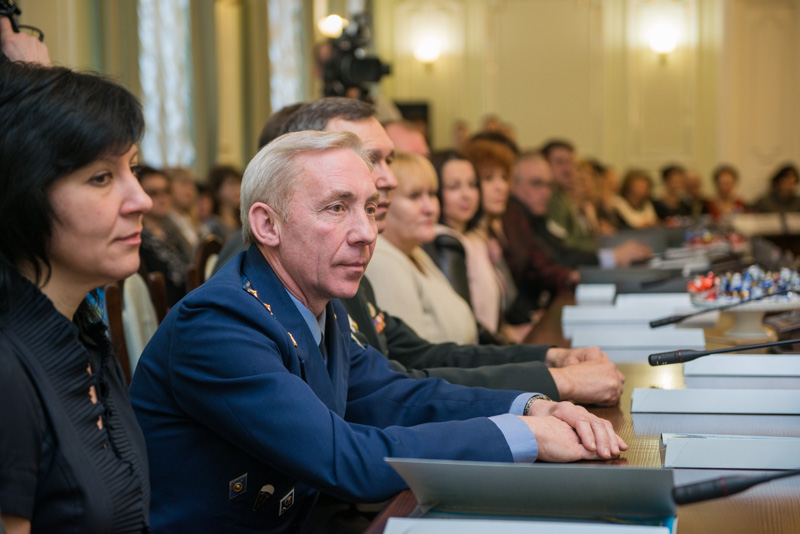 Геннадій Кернес нагородив «Вчителів року»