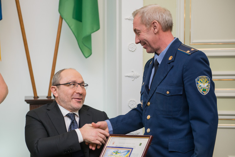 Геннадій Кернес нагородив «Вчителів року»