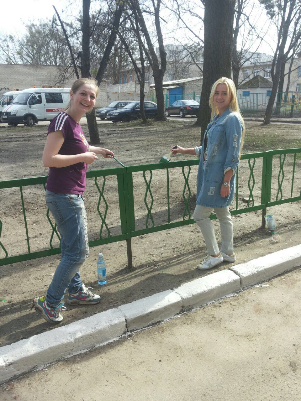 У районах міста провели суботники (доповнено, оновлено)