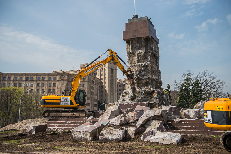 На місці пам'ятника Леніну на площі Свободи будувати нічого не планується