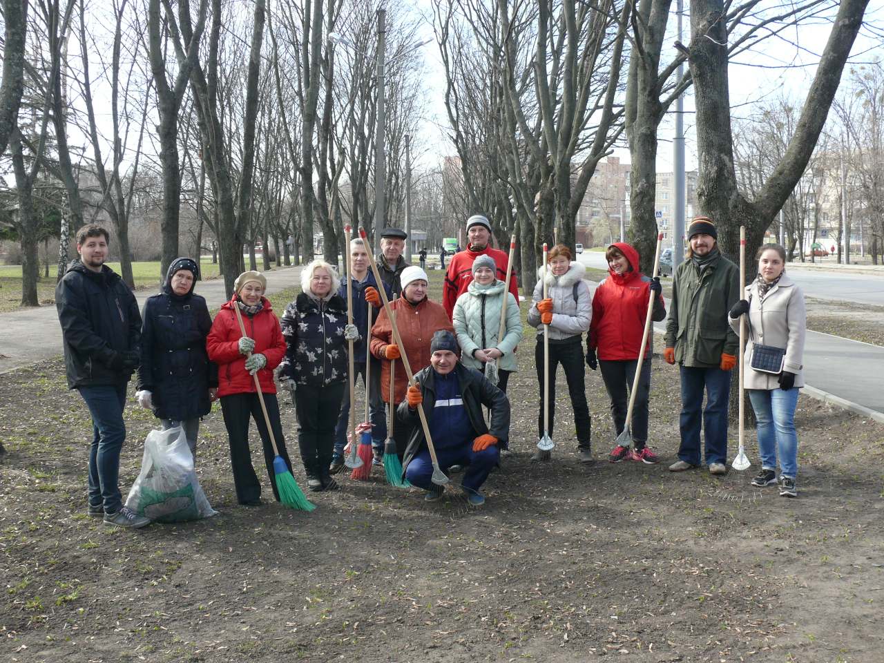 У районах міста пройшли суботники