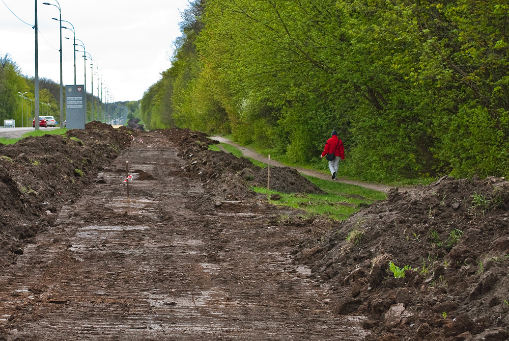 У Харкові почали будувати сучасну велодоріжку