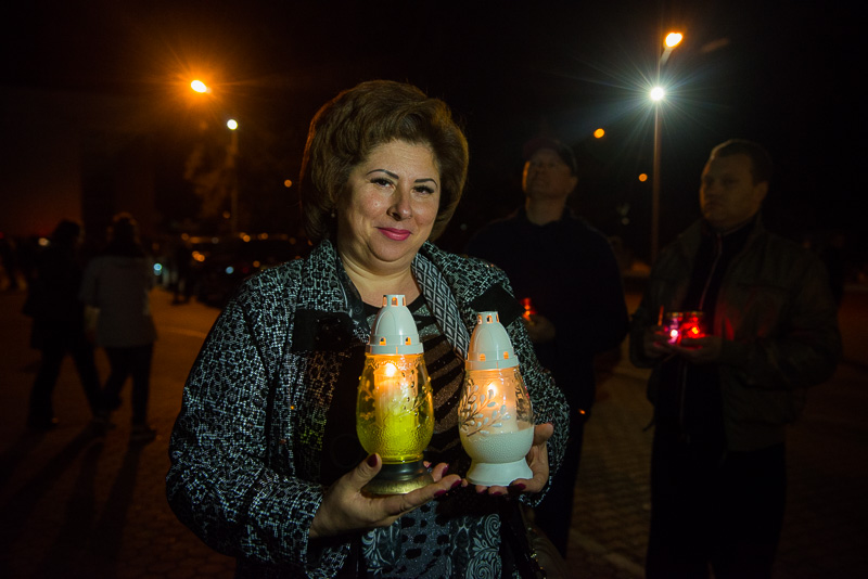 Благодатний вогонь передали до храмів Харкова