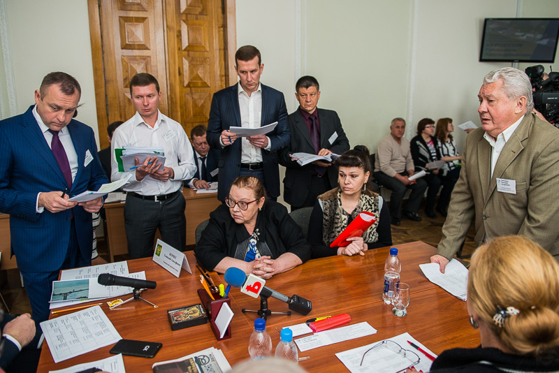 Геннадій Кернес проводить особистий прийом в ХНУРЕ