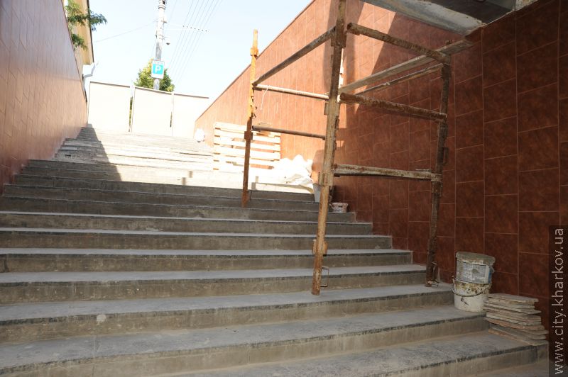 Ремонт переходу на ст.м. «Університет» планують закінчити до Дня міста