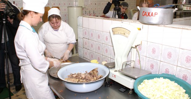 У школи Харкова закупили нове обладнання для харчоблоків