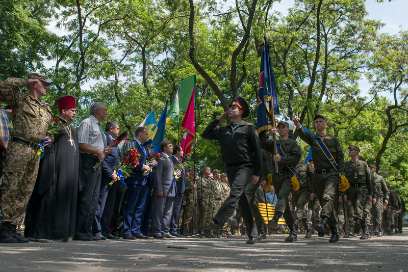 «Кіборги» заклали капсулу на місці майбутнього пам'ятника воїнам АТО